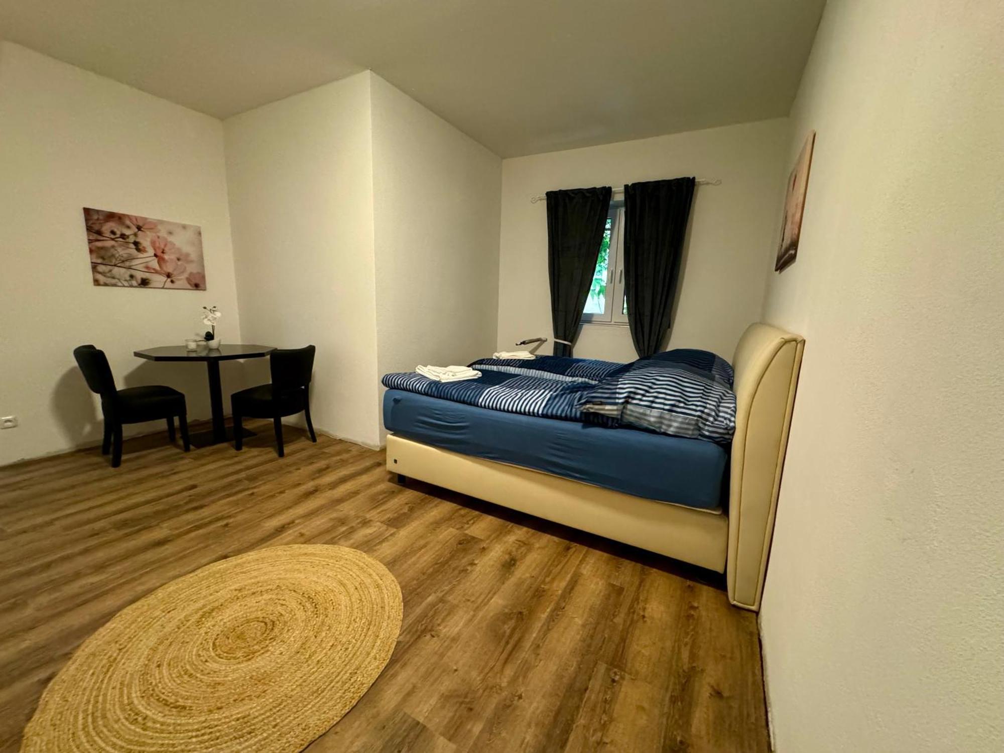 Apartment Ferien 5 *